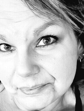Meet your Posher, Teresa